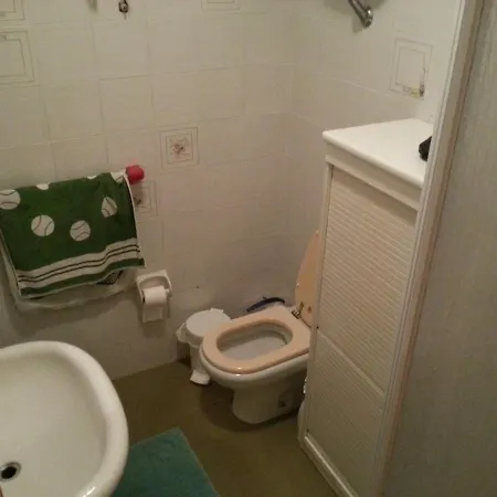 200 Meters From The Sea *